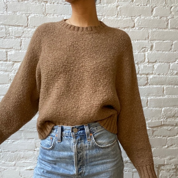 Aritzia Babaton Sweater - Picture 2 of 4